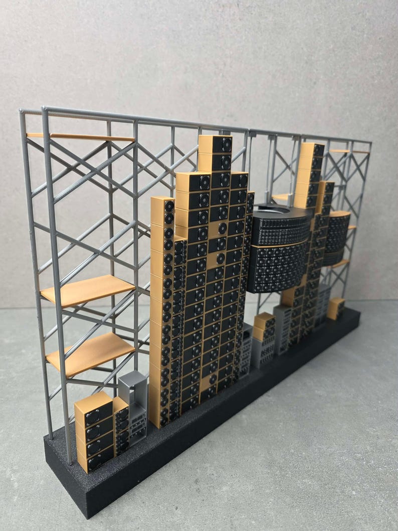 Desktop Wall of Sound speaker sculpture front elevation